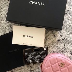 Chanel iridescent pink round coin purse